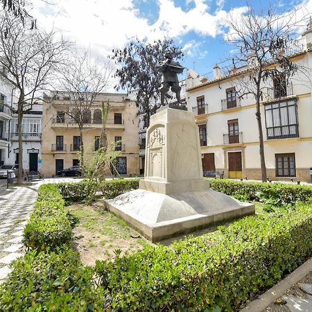 Peace, Pool & Parking At Centre Apartment Seville Luaran gambar