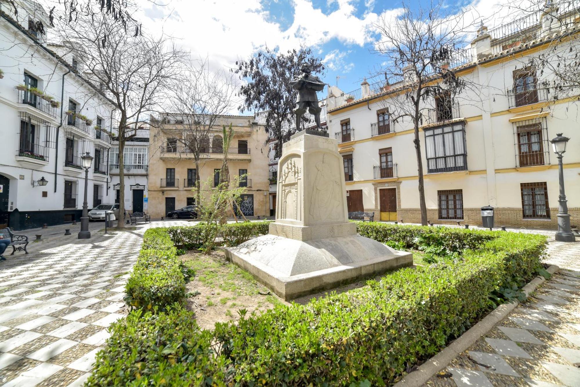 Peace, Pool & Parking At Centre Apartment Seville Luaran gambar